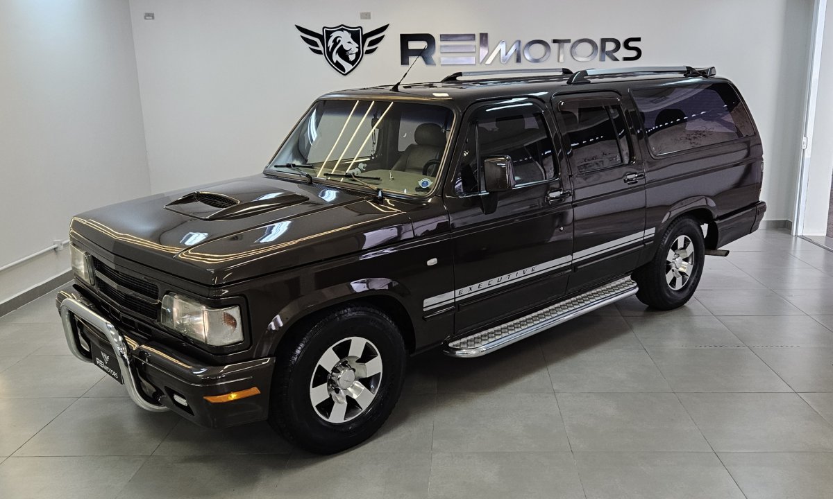 Chevrolet Veraneio Custom de Luxe 12V 4.1 Turbo